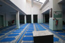 A view taken on January 8, 2010, shows the prayer room in a mosque in Pantin, eastern Paris suburb, where a radical imam Ali Ibrahim Al-Sudani, 27, used to preach. France on January 7, deported to Egypt Al-Sudani who for months had been inciting followers in Paris area mosques to rise up against the West, the government said. AFP PHOTO / JACQUES DEMARTHON (Photo by JACQUES DEMARTHON / AFP)