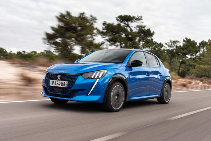 La Peugeot e-208.