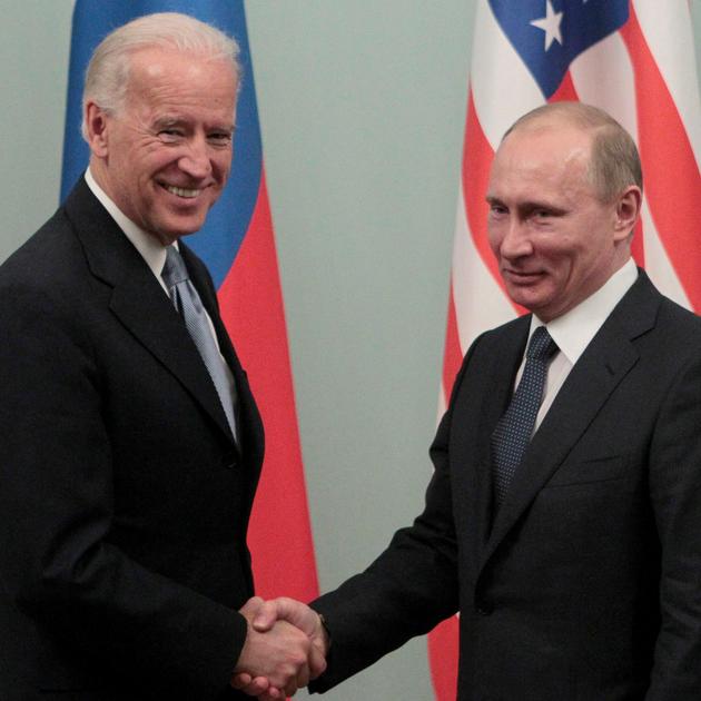Le 10 mars 2011, à Moscou, rencontre entre Joe Biden, alors vice-président des Etats-Unis, et Vladimir Poutine, alors premier ministre de la Russie.