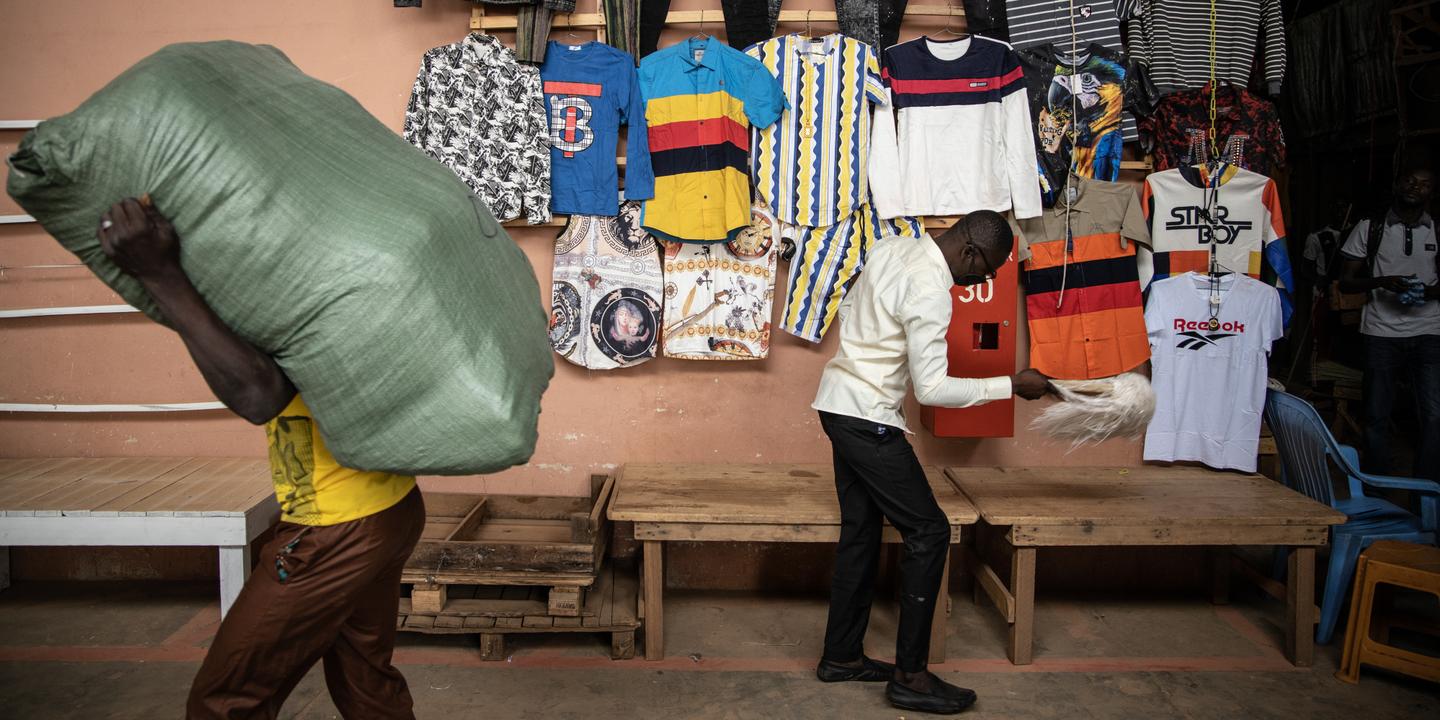 Burkina  à Ouagadougou, la vie « au jour le jour » des petits