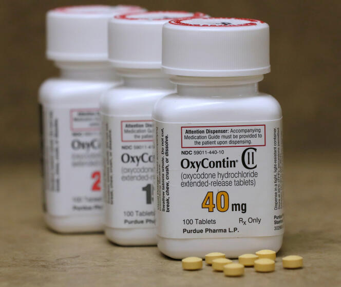Des flacons d’Oxycontin du laboratoire Purdue Pharma, à Provo (Utah), en avril 2017.