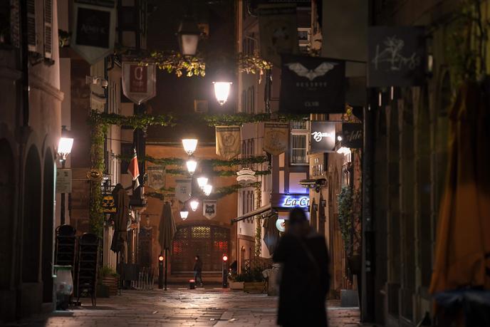 A Strasbourg, le 24 octobre, soir de l’entrée en vigueur du couvre-feu dans la ville.