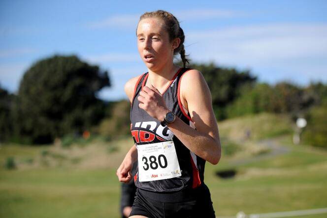 La triathlète néo-zélandaise Eva Goodisson en plein effort lors de l’Athletics New Zealand Cross Country Challenge, dans son pays, le 29 août.