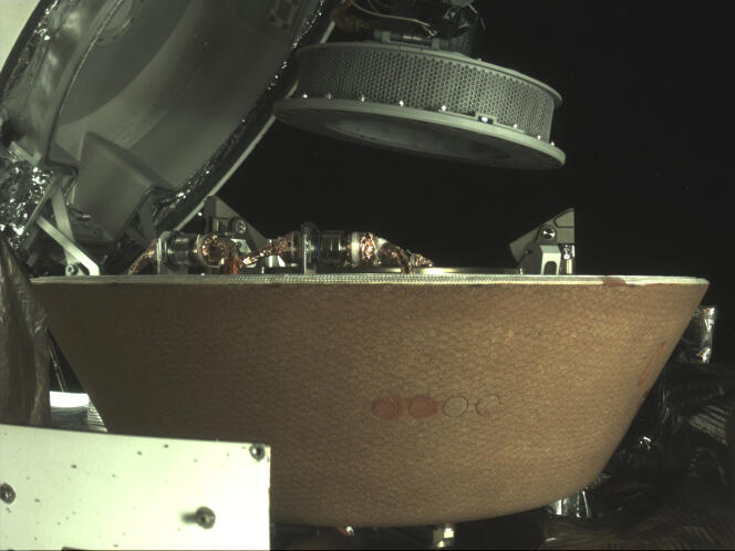 Les échantillons ont été transférés dans la capsule lors d’une lente opération.