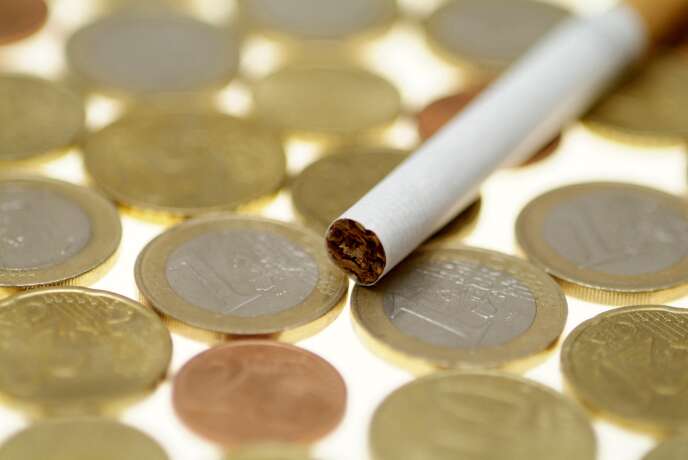 En augmentant une nouvelle fois la fiscalité du tabac pour lutter contre le tabagisme, le gouvernement engendre une hausse des prix.