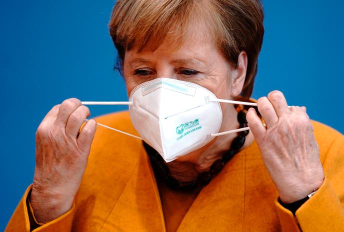 La chancelière allemande, Angela Merkel, le 2 novembre, à Berlin, lors d’une conférence de presse.