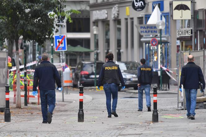 Les enquêteurs travaillent sur les lieux de l’attentat à Vienne, le 3 novembre 2020.