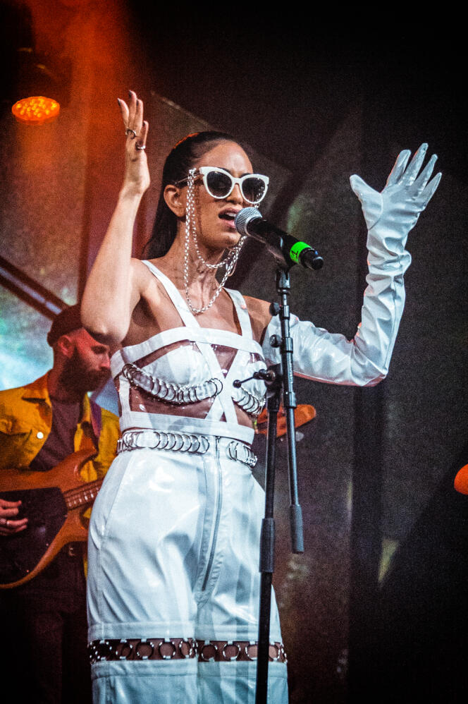 Le 6 juin 2019, la chanteuse se produisait sur la scène du festival de Roskilde, au Danemark.