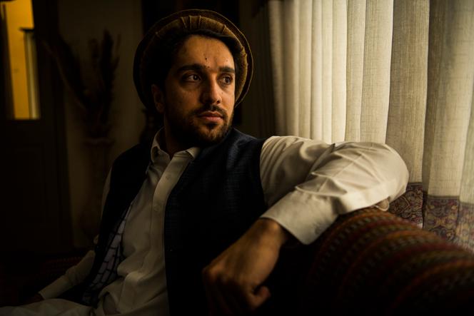 Afghanistan Dans La Vallee Du Panshir La Resistance Renait Face Aux Talibans [ 443 x 664 Pixel ]