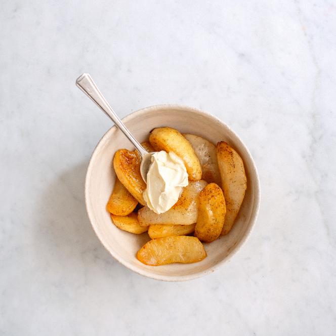 Pommes et poires rôties au beurre de vanille.