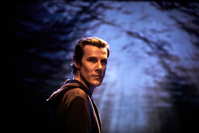 Mathieu Touzé dans « Un garçon d’Italie », une pièce tirée du roman de Philippe Besson, en mars 2019, au Théâtre Transversal à Avignon.