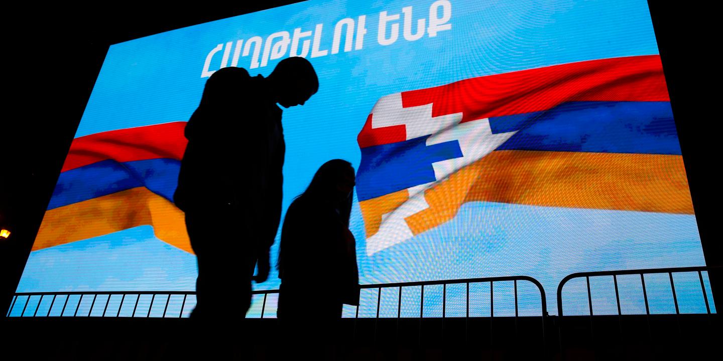 Haut-Karabakh : Vladimir Poutine confirme un accord de « cessez-le-feu total » entre Arménie et Azerbaïdjan - Le Monde