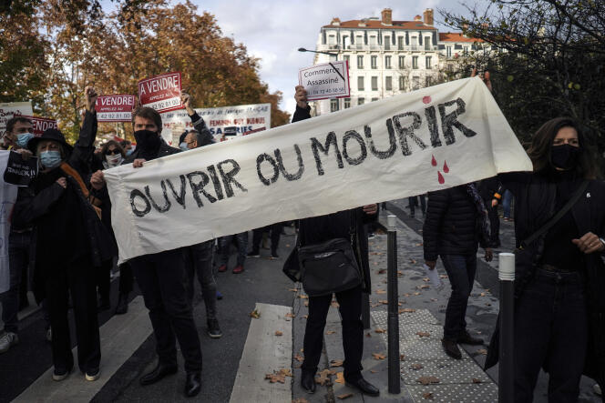 Manifestation contre les mesures sanitaires, le 16 novembre à Lyon.