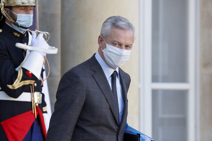 Le ministre de l’économie et des finances Bruno Le Maire quitte l’Elysée après son rendez-vous hebdomadaire, le 18 novembre.