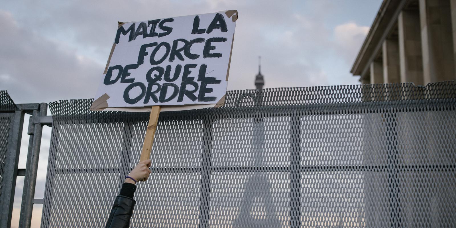 Loi « sécurité globale » « Le ministère de lintérieur a clairement affirmé quil ne modifierait pas le texte, et surtout pas larticle 24 »