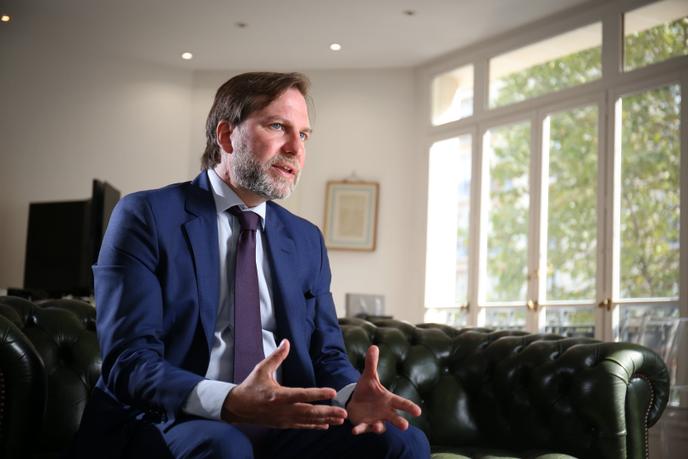 Avocat au Conseil d’Etat et à la Cour de cassation, Patrice Spinosi dans son bureau, à Paris, en décembre 2018.