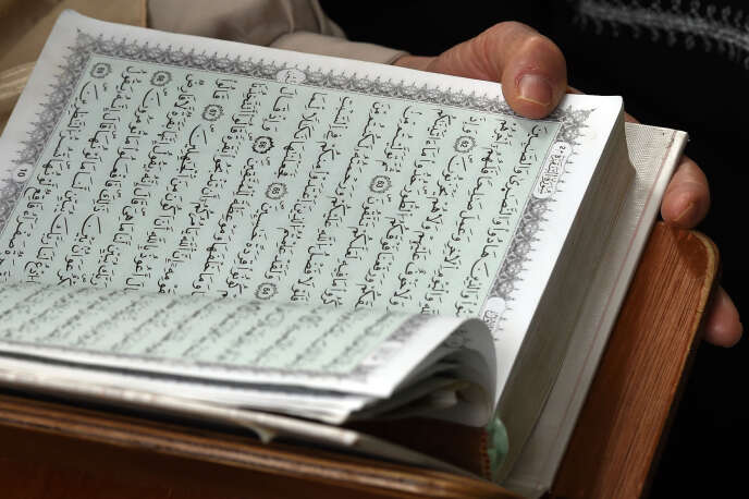 Reading of the Koran at the Ennidal Mosque in Algiers, in February 2015.