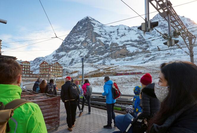 A la gare de la station de ski de Grindelwald (Suisse), le 23 novembre.