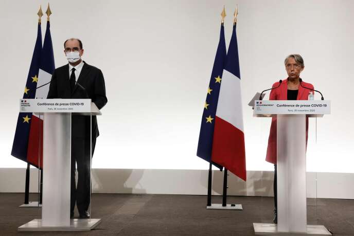 Le premier ministre, Jean Castex et la ministre du travail, Elisabeth Borne, en conférence de presse, le 26 novembre à Paris.