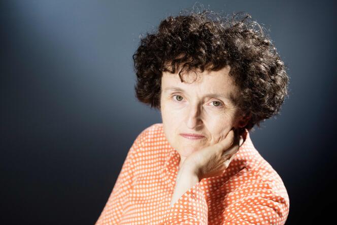 Marie-Hélène Lafon, 58 ans, peu connue du grand public, est une autrice au long CV, avec déjà 13 romans à son actif.