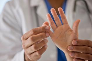 « En chirurgie pédiatrique, la quasi-totalité des services sont en souffrance »