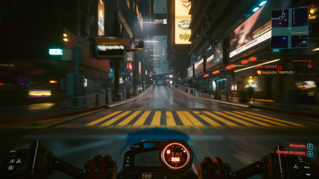 Même sans pousser les effets RTX à fond, Cyberpunk 2077 propose les plus belles routes du moment.