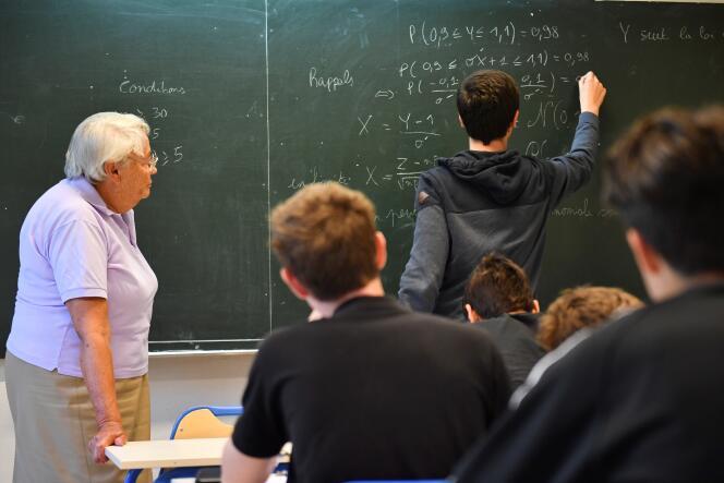Cours de mathématiques au lycée Michelet de Nice, le 30 mai 2017.