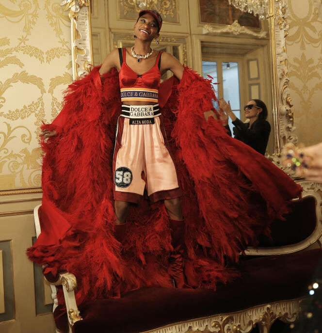 Dolce & Gabbana a présenté sa collection Alta Moda « à la TikTok »