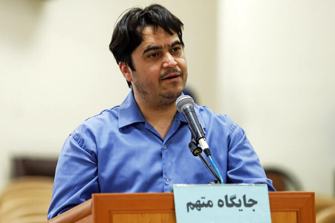 Le dissident iranien Rouhollah Zam lors de son procès à Téhéran, le 2 juin.