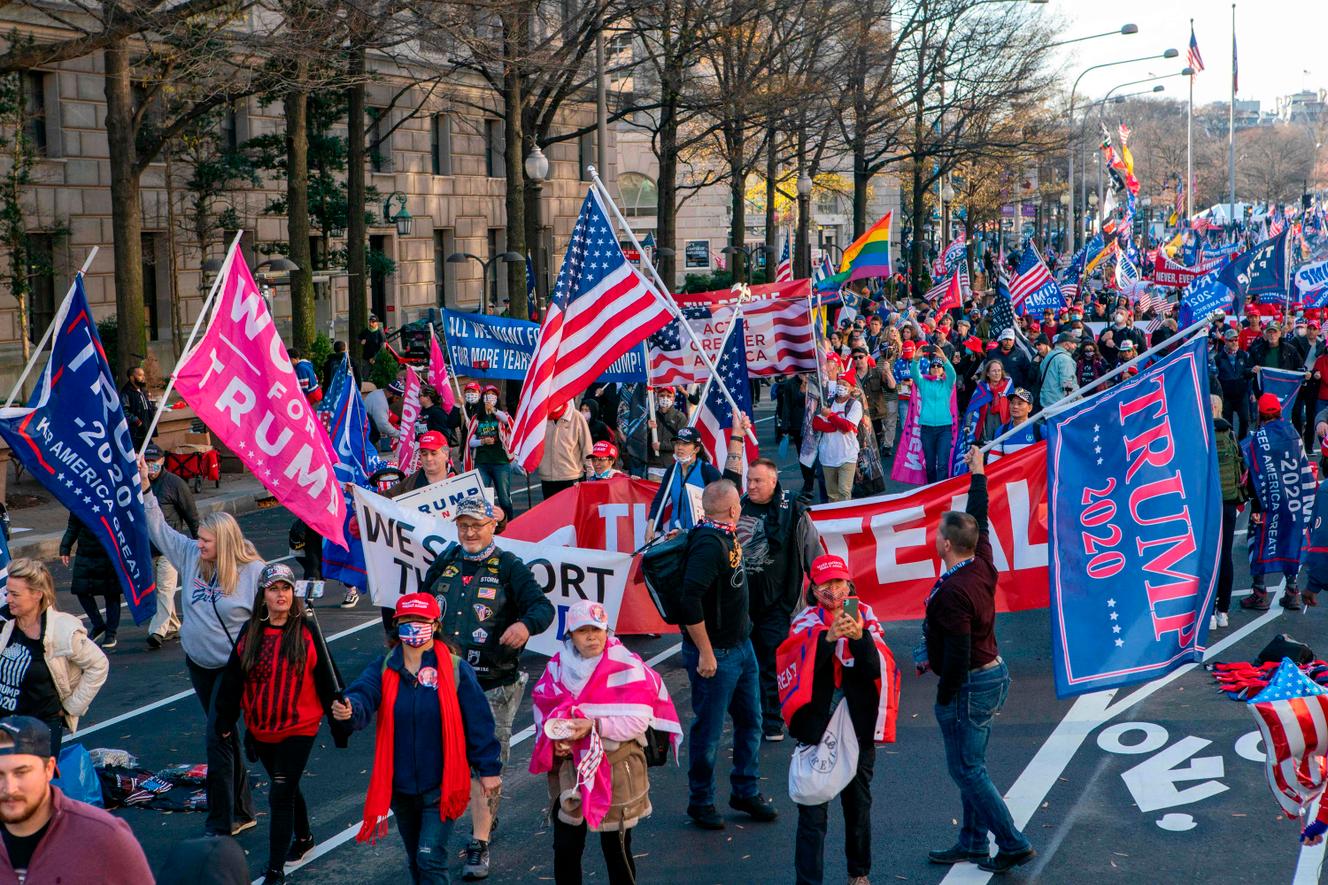 Les pro-Trump ont défilé sur Pennsylvania Avenue à Washington le samedi 12 décembre.