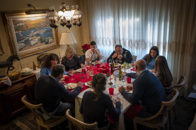 Family Christmas meal in Barcelona (Spain), December 25, 2020.