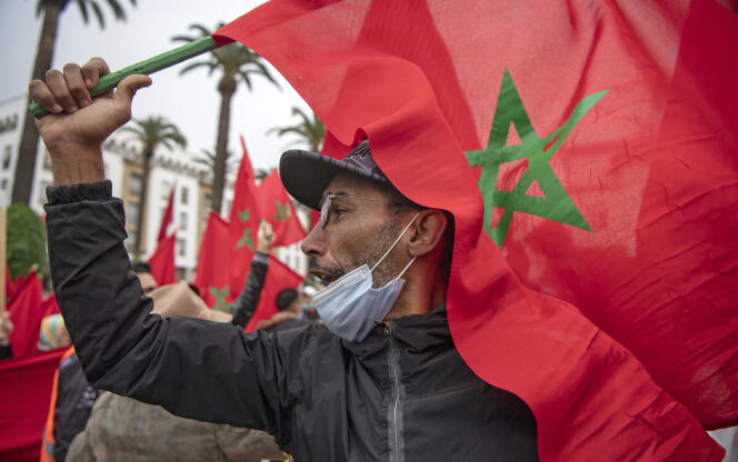Le 13 décembre 2020, des Marocains célèbrent à Rabat la reconnaissance par Washington trois jours plus tôt de la souveraineté marocaine sur le Sahara occidental.