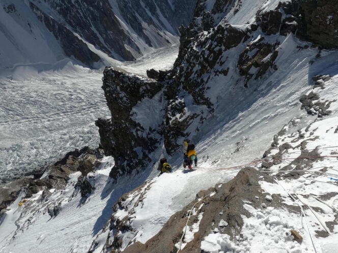 L’alpiniste polonaise Magdalena Gorzkowska tente l’ascension du K2 en hiver, au Pakistan, sur cette photo non datée.