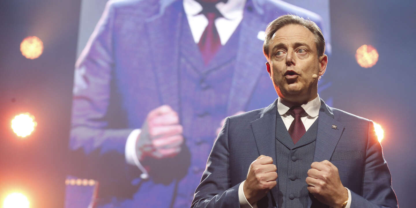 Photo of Bart De Wever, leader des nationalistes flamands, pris au piège des aléas de la visioconférence