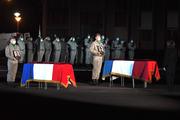 Hommage militaire au sergent Yvonne Huynh (G), et au caporal Loïc Riss (D), tués au Mali, le 2 janvier. À Haguenau, le 8 janvier.