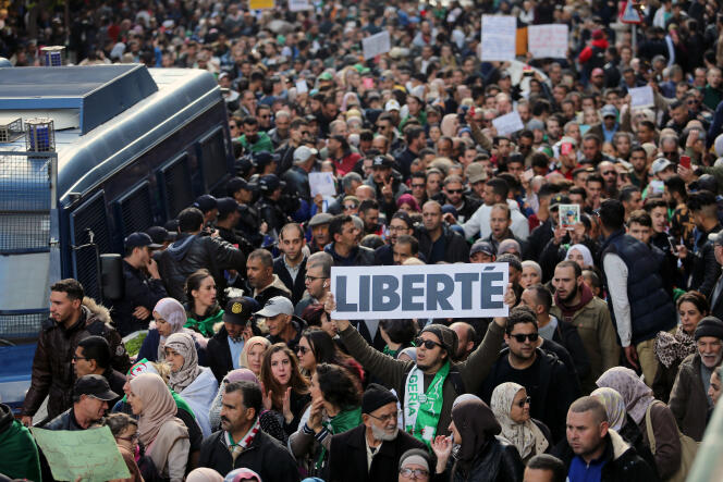 Manifestation rejetant le résultat de l’élection présidentielle à Alger, en Algérie, le 10 décembre 2019.