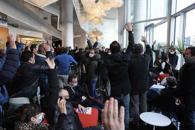 Un vote a été organisé durant l’assemblée générale de « L'Équipe » à Boulogne-Billancourt, lundi 18 janvier.