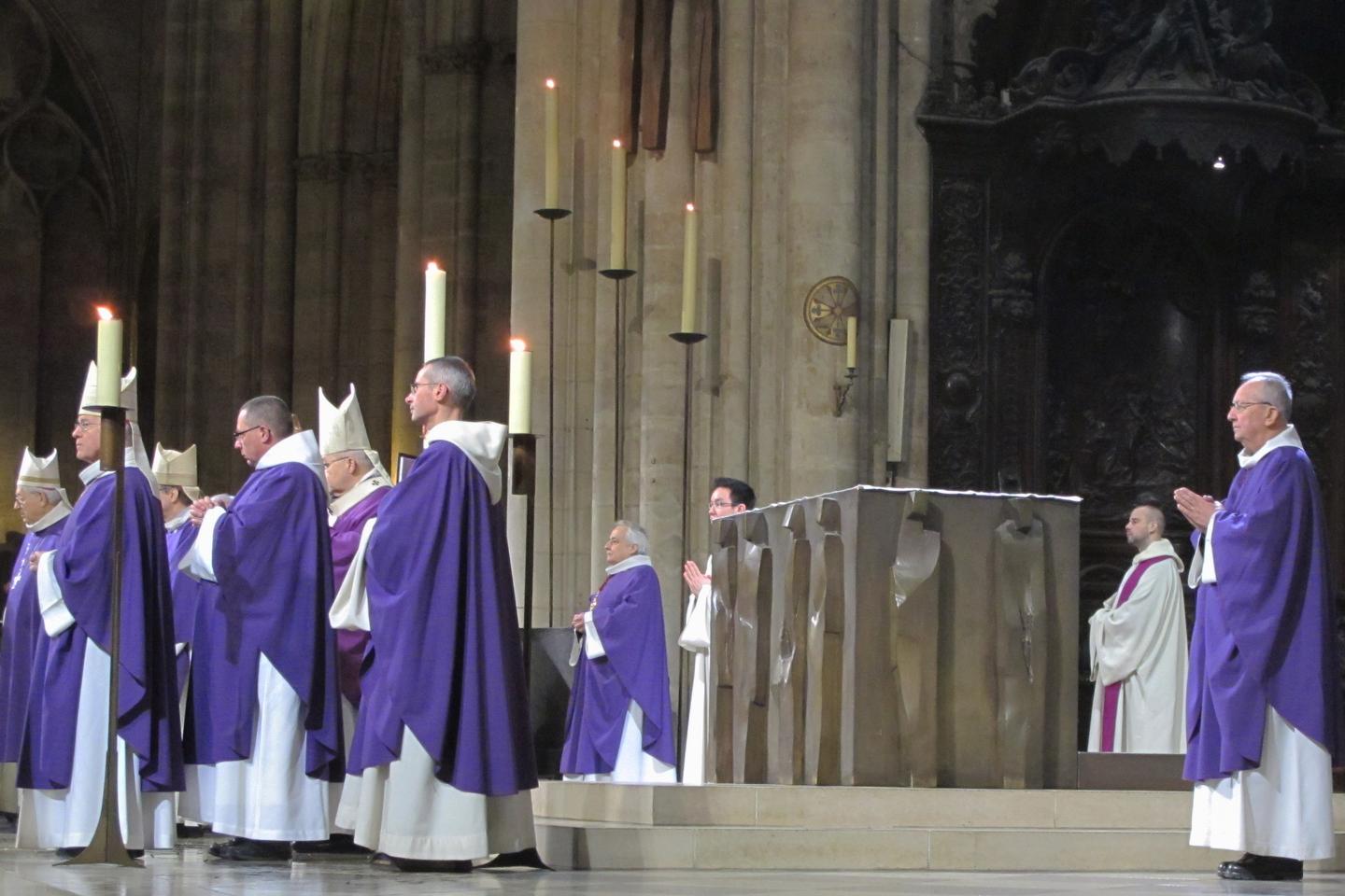 L’autel de la cathédrale NotreDame, un symbole très politique