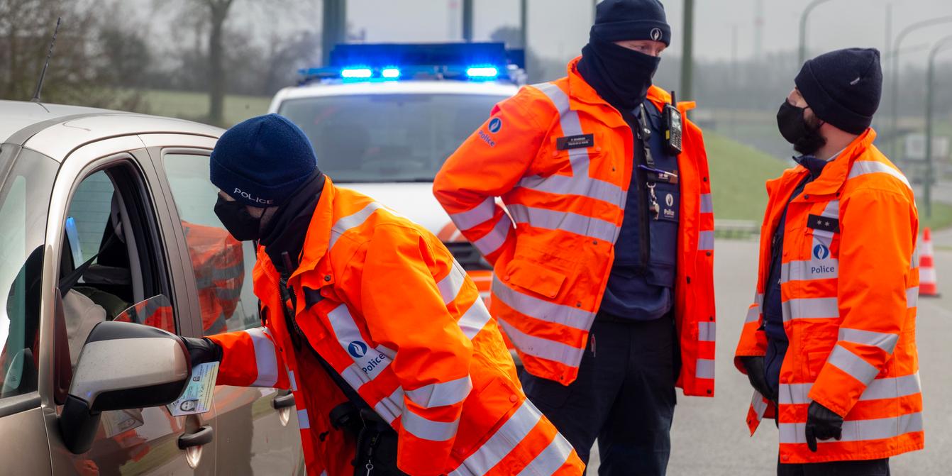 Face au variant britannique du Covid-19, la Belgique interdit les voyages   l'tranger  ses citoyens