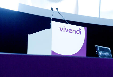 The logo of French media group Vivendi, is pictured during the Vivendi's general meeting on April 19, 2018 in Paris. (Photo by ERIC PIERMONT / AFP)