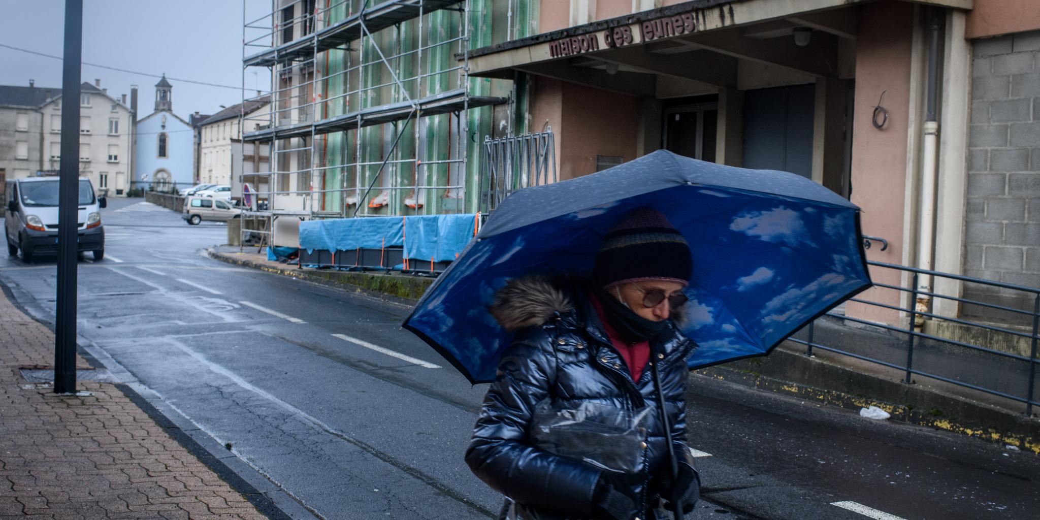 « Marre du Covid19 » de confinements en couvrefeux, le récit d’une
