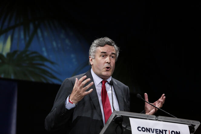 Edouard Husson, à la tribune de la première édition de la convention de la droite, à Paris, en septembre 2019.