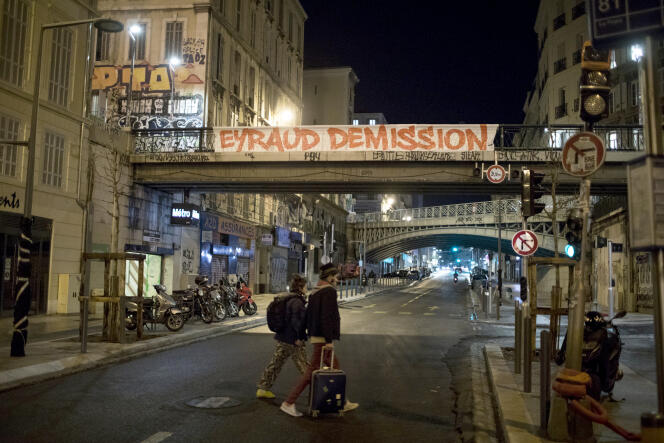 Une banderole demandant la démission du président de l’OM, Jacques-Henri Eyraud, à Marseille, le 30 janvier.