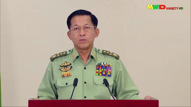 La junte formera une « démocratie véritable et disciplinée », a déclaré Min Aung Hlaing.