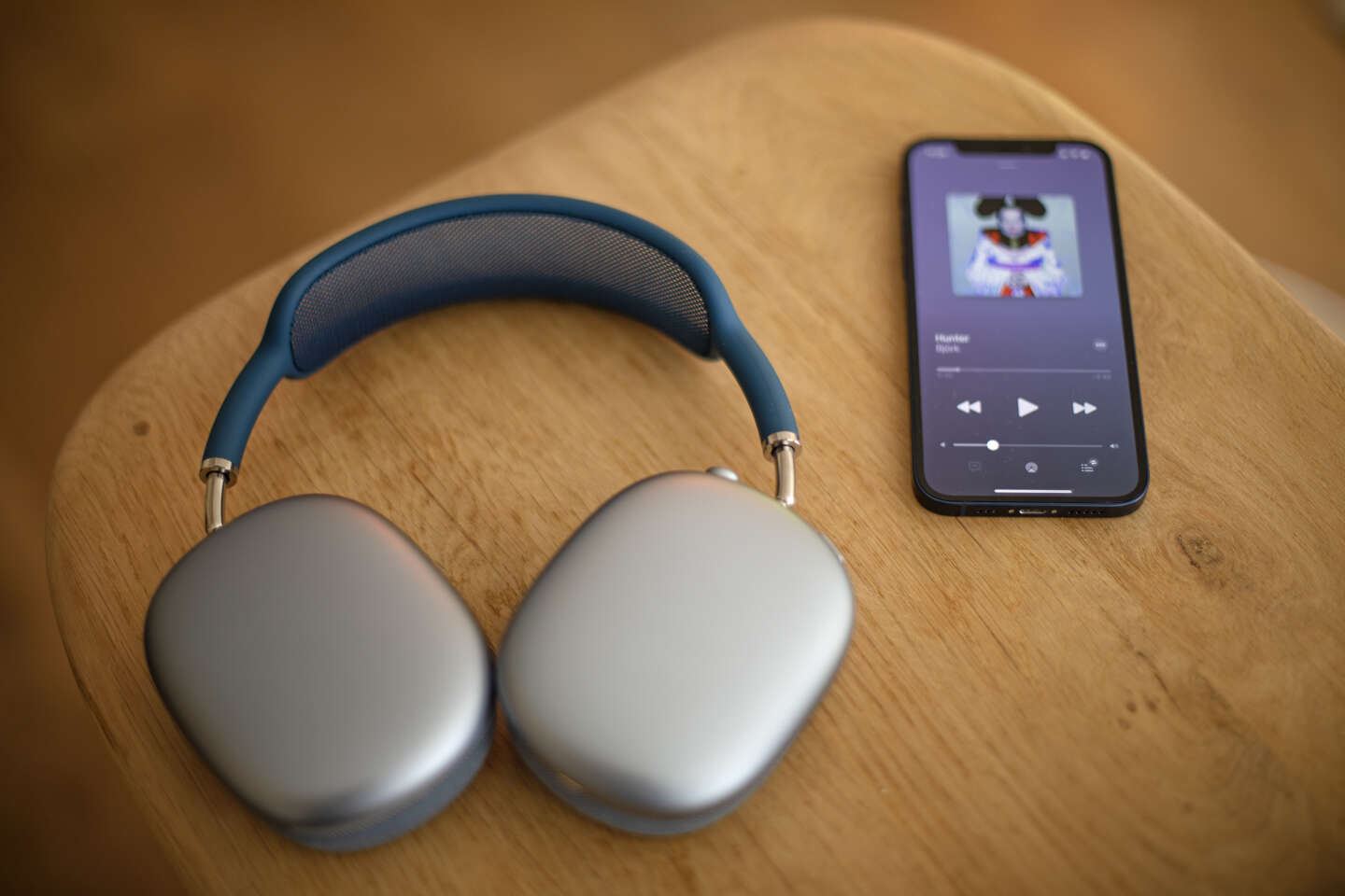 AirPods Max : Apple présente son tout premier casque audio sans