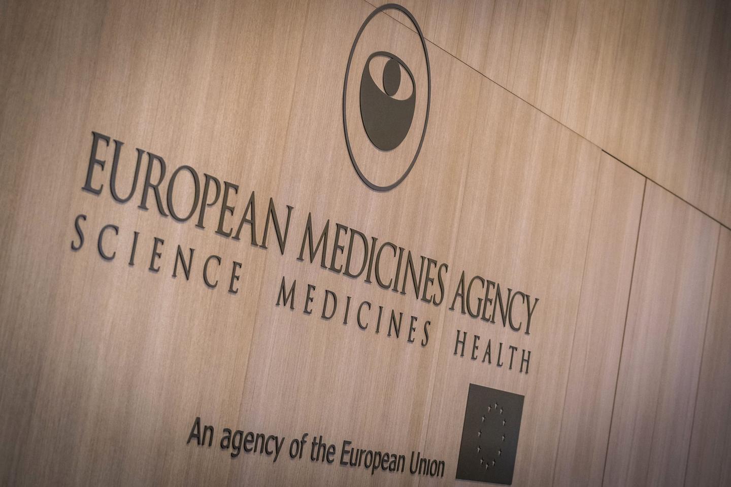 « L’approche conservatrice de l’Agence européenne des médicaments prive