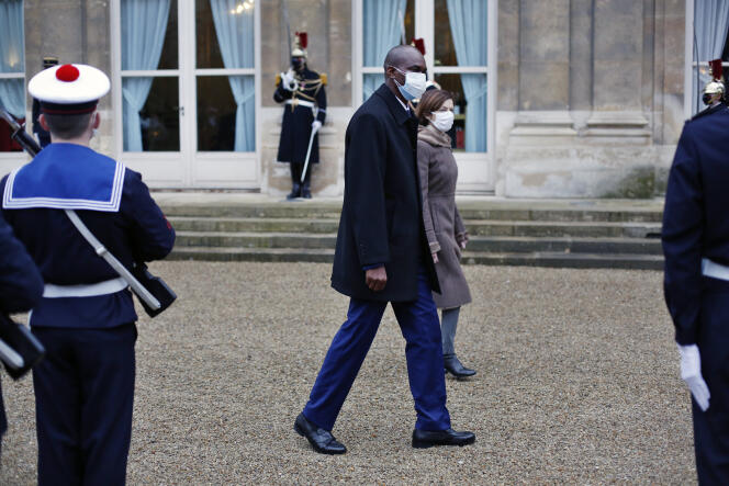 La ministre de la défense, Florence Parly, et son homologue malien, Sadio Camara, à Paris, le 27 janvier.