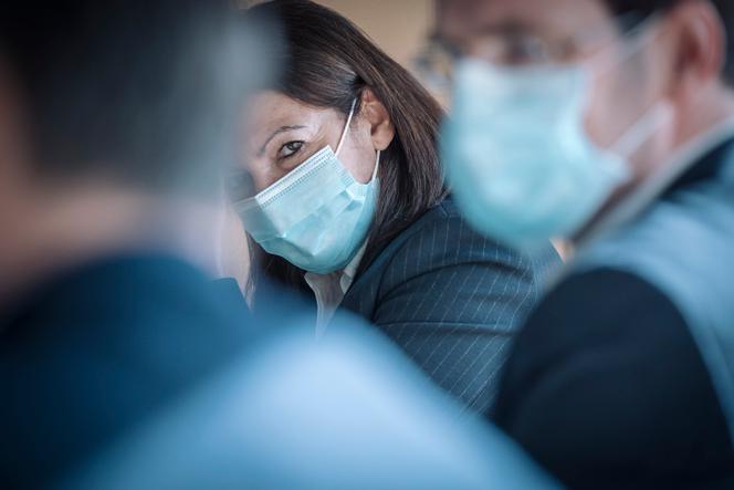 Anne Hidalgo lors d’une conférence de presse sur le développement de la Vallée de la Seine à Rouen (Seine-Maritime), le 11 février.