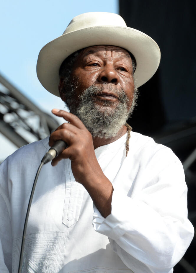 U-Roy sur la scène du Reggae Sun Ska Festival à Talence (Gironde), le 3 août 2014.