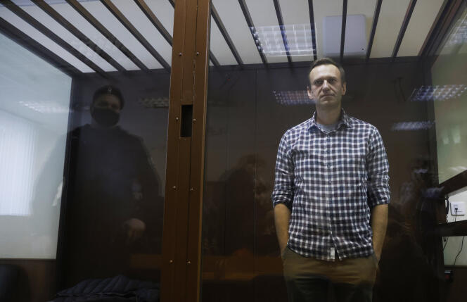 L’opposant russe Alexeï Navalny lors d’une audience dans un tribunal à Moscou, le 20 février.